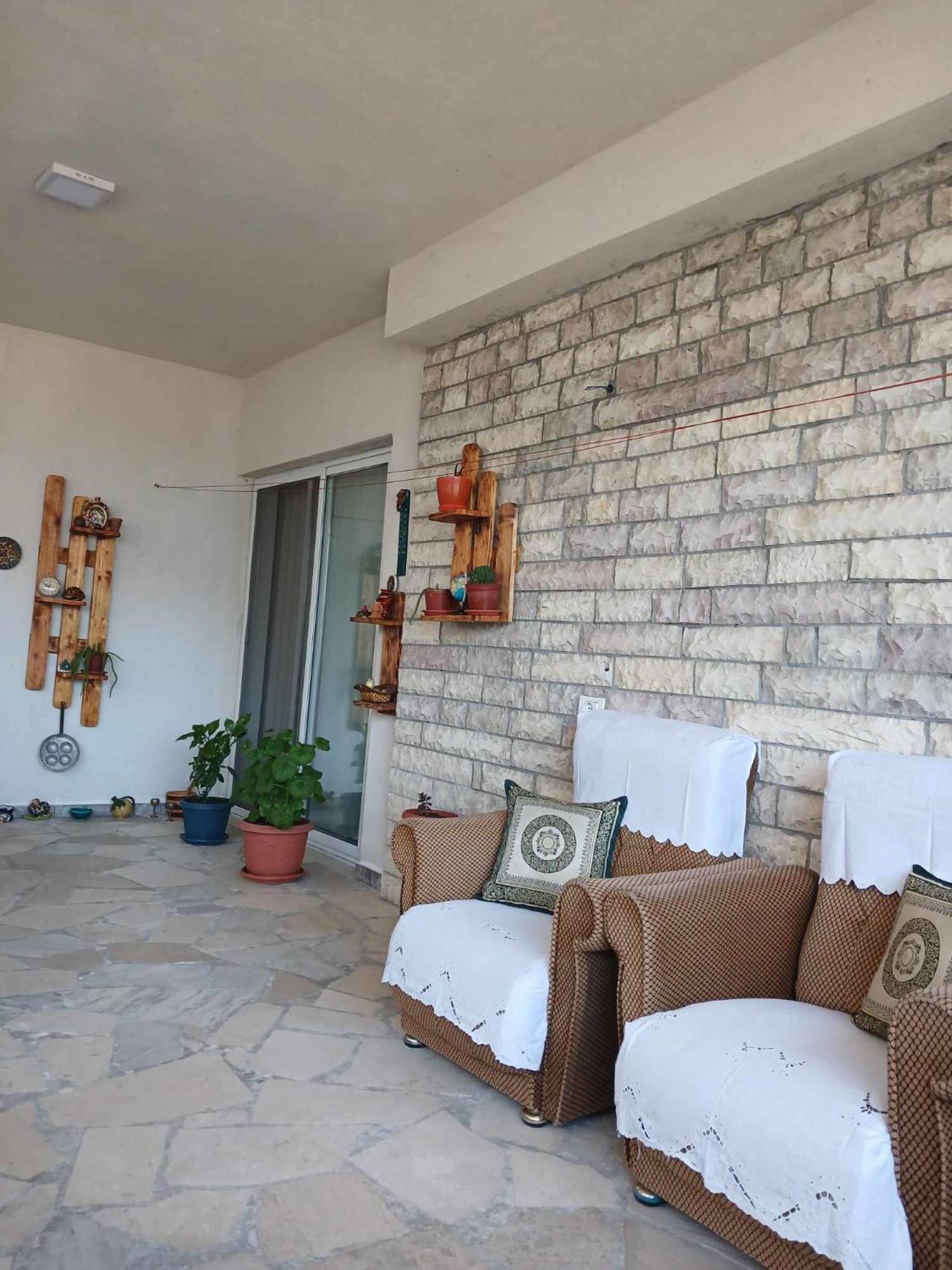 Eniguesthouse จีโรคาสเตอร์ ภายนอก รูปภาพ