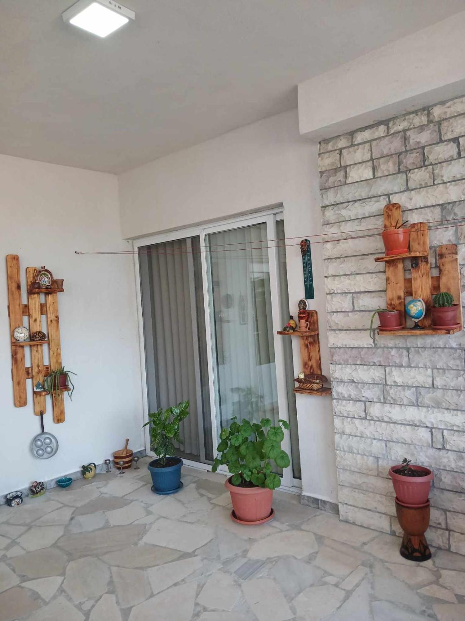 Eniguesthouse จีโรคาสเตอร์ ภายนอก รูปภาพ